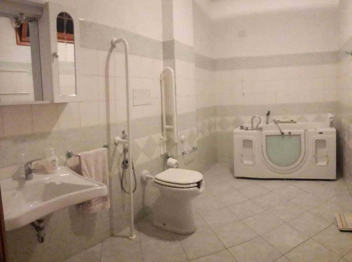 Domuspes Apartment Sedilo 0*,