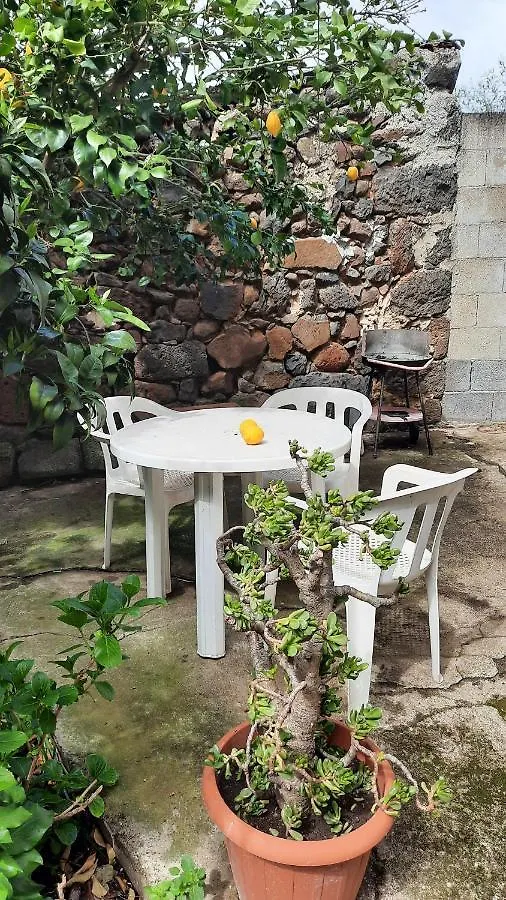 Domuspes Apartment Sedilo